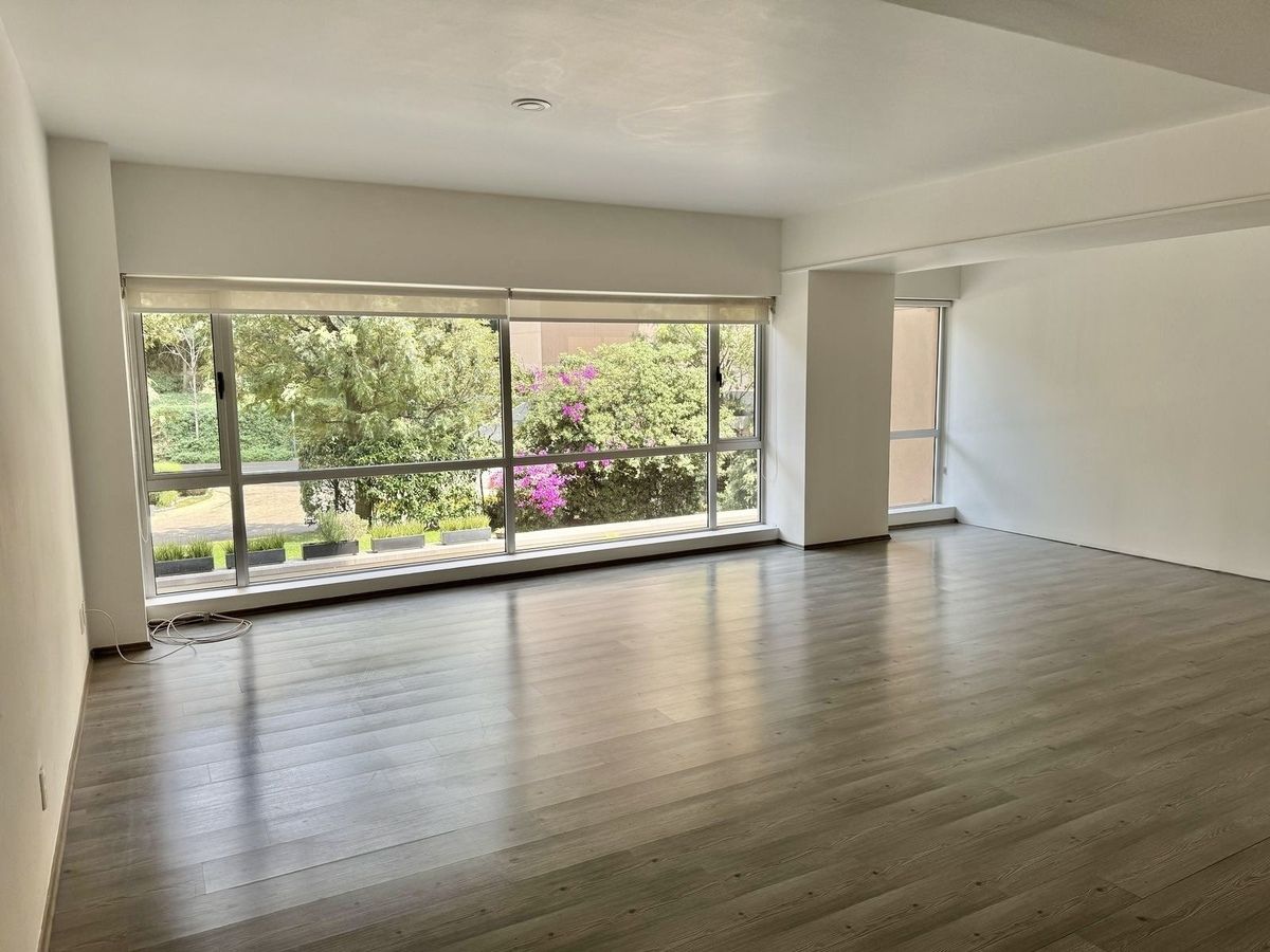 Departamento en Renta en Avenida de Las Plazas con 2 Recámaras, 2 Baños y 146 Metros Cuadrados | luxxu Departamento en Renta en Avenida de Las Plazas con 2 Recámaras, 2 Baños y 146 Metros Cuadrados | luxxu